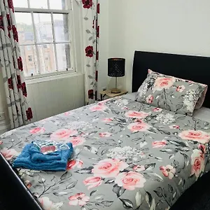  Apartment Historic Royal Mile Flat , 5min From Waverly Railway Station United Kingdom