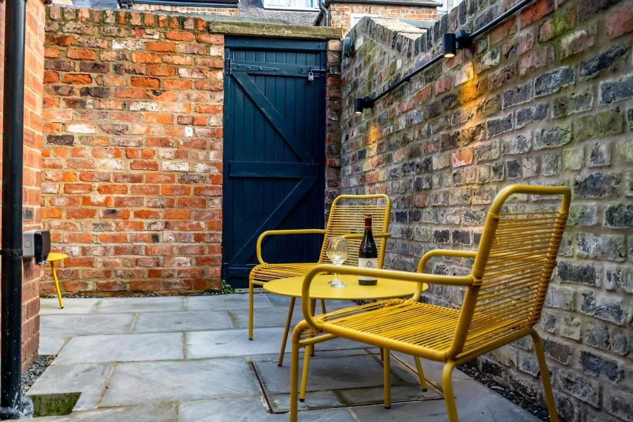 Maggie'S Place York